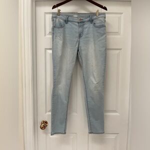 Old Navy Super Skinny faded jeans size 12
